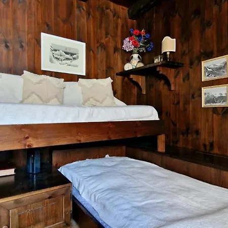 La Maison De L'oncle- Bluchalet