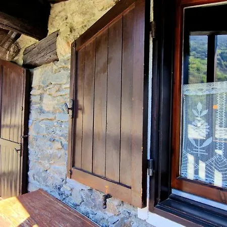La Maison De L'oncle- Bluchalet *